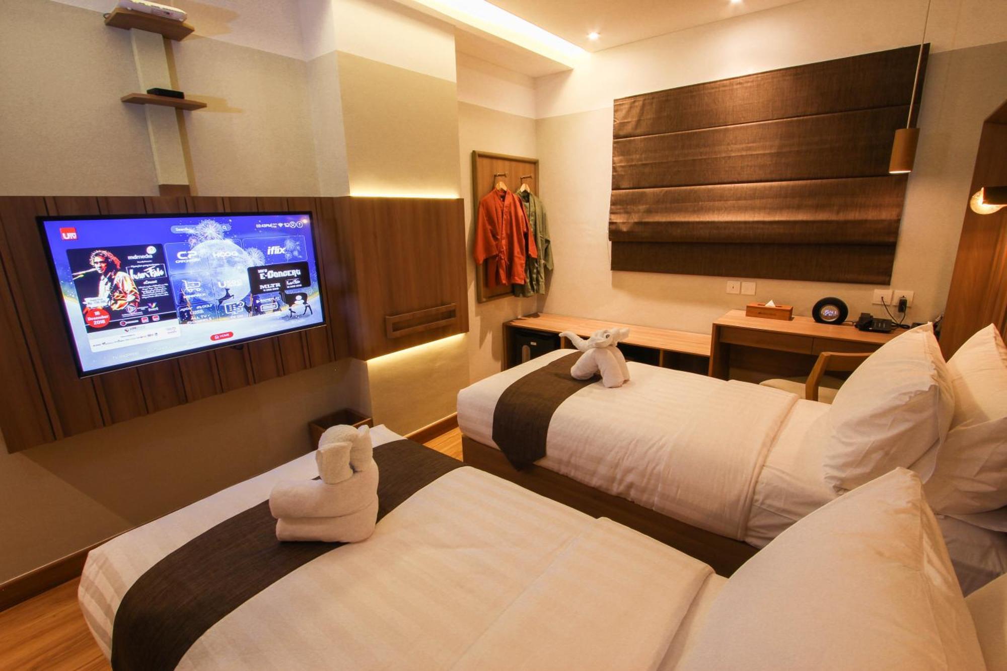 Kuretakeso Kemang Hotel Giacarta Esterno foto