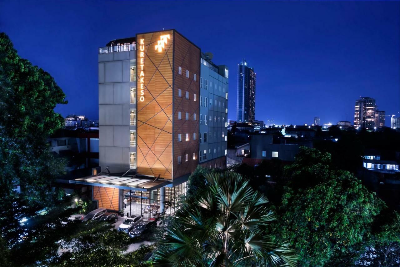 Kuretakeso Kemang Hotel Giacarta Esterno foto